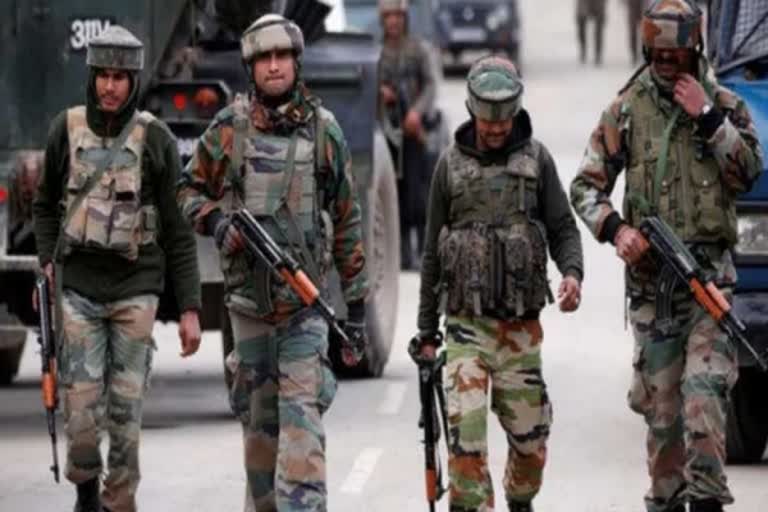 A CRPF jawan killed another injured in Chhattisgarh