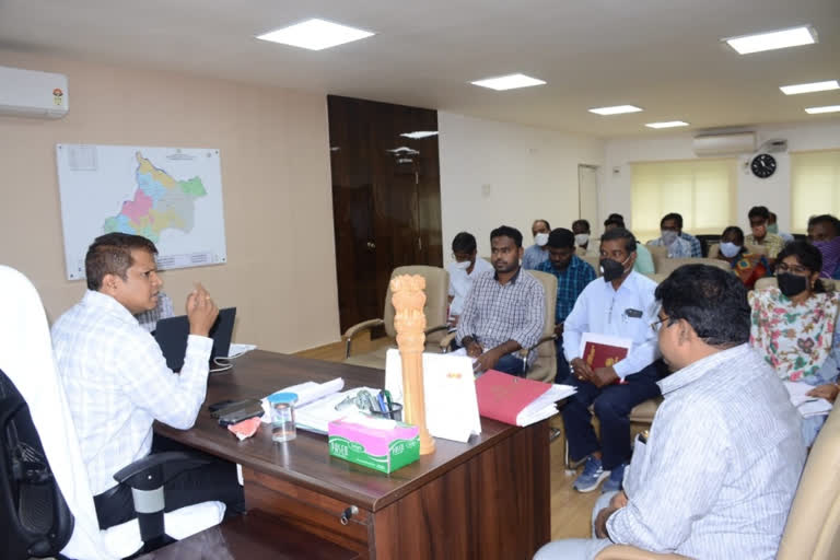 Collector Krishna Aditya meeting with municipal officials