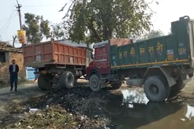 dumper-crushed-innocent-in-lalkuan-kotwali-area