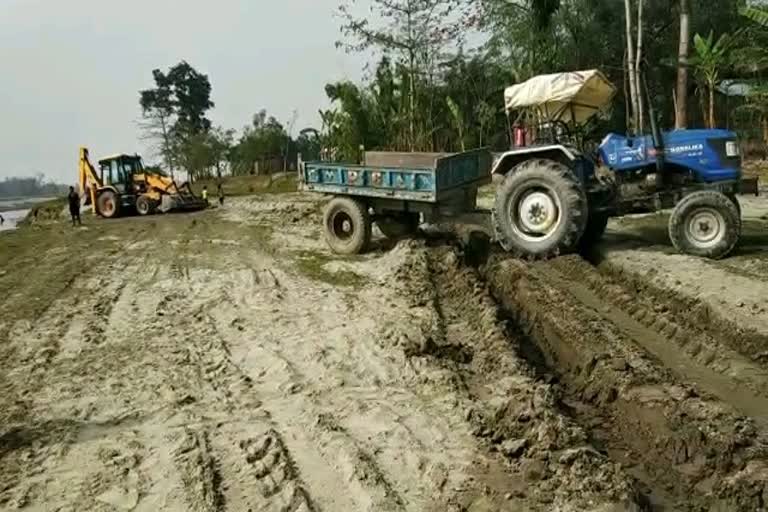 Bongaigaon illegal sand gravel collection