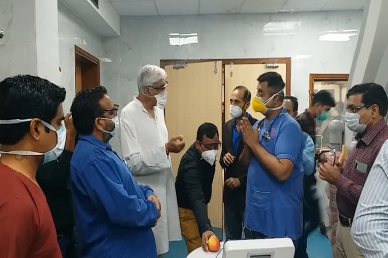 health-minister-ts-singhdeo-inaugurates-country-first-laser-coroner-azioplasty-in-raipur