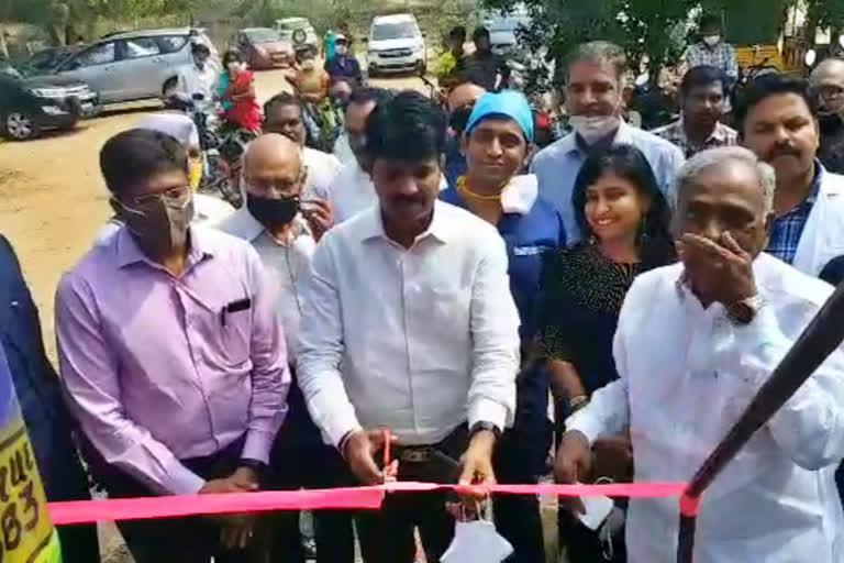 nizamabad collector launches cancer diagnostic test bus