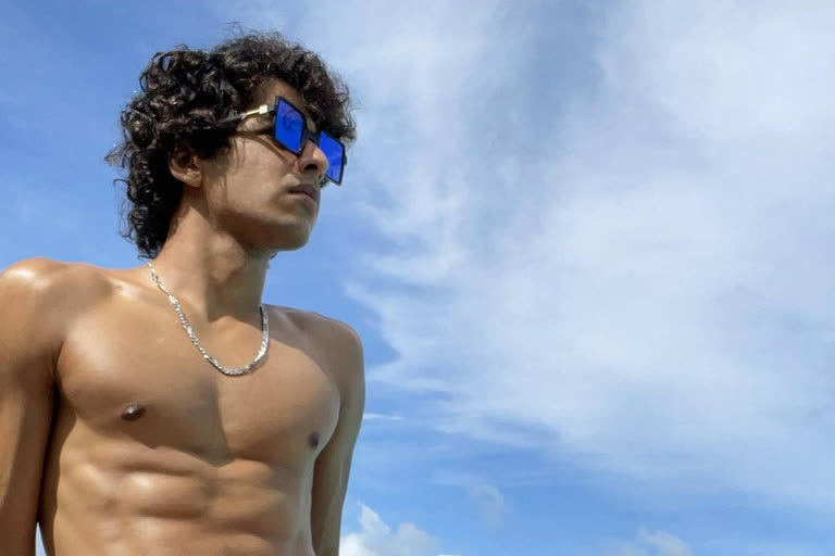 ishaan-khatter-learns-tamil-for-his-phone-bhoot-role