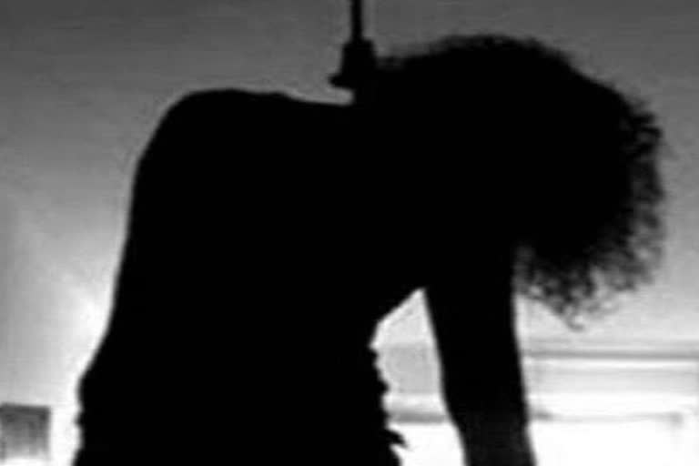 girl hanged for refusing to marry in kanpur