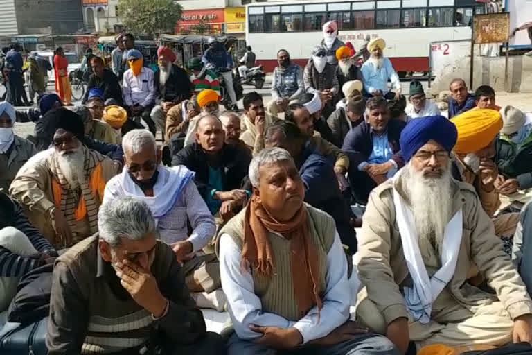 private buses in sriganganagar, roadways workers protest