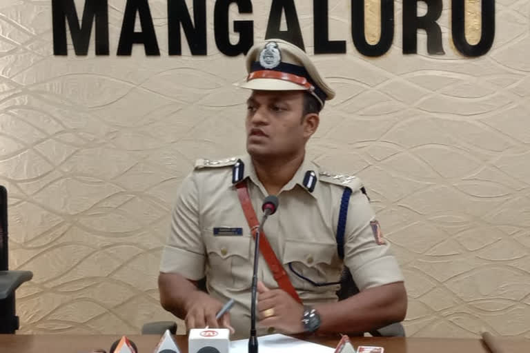 Transfer of 8 Mangalore CCB police who had a liquor and dinner with accused