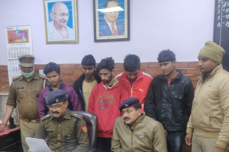 noida police arrested five miscreants in bulandshahr district panchayat president