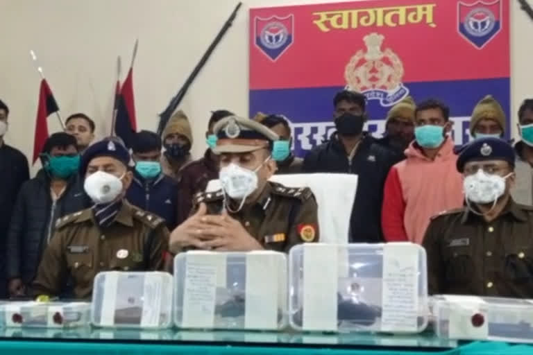 8 criminal arrested in Gorakhpur