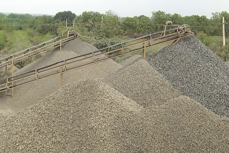 illegal-stone-crushers-in-vijayapura