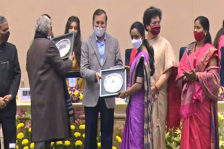 Odisha Police awarded at national level by national commission for women