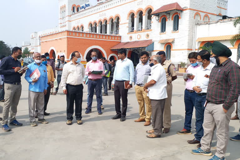 Southwest Railway Zone DRM Visit Bellary Railway Station