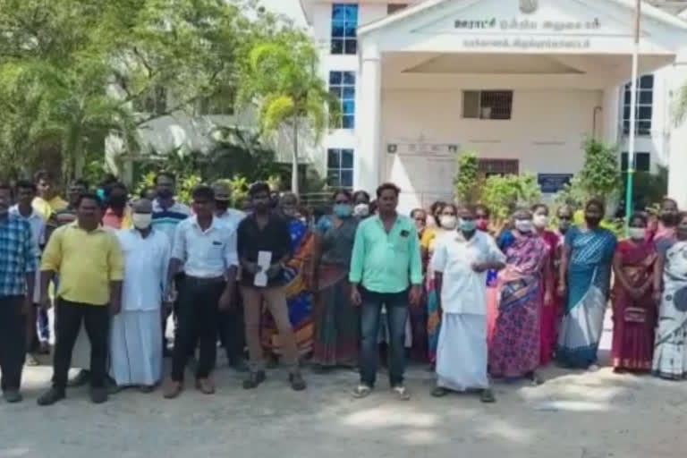 marakkanam people protest to put cement road