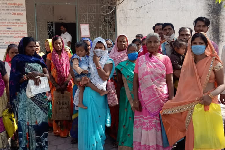 Women reached Jansunvai