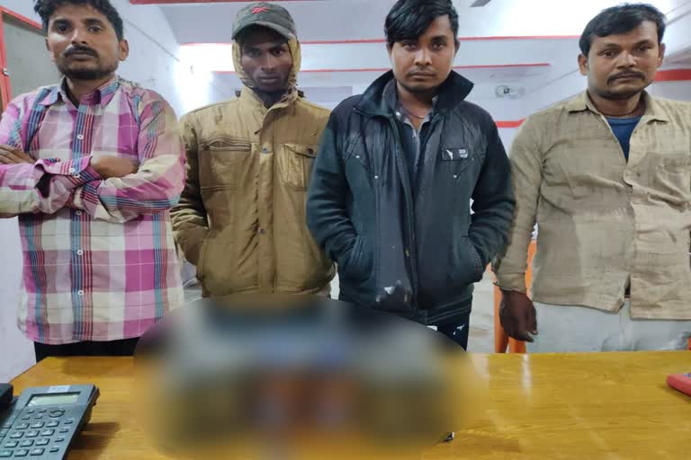 Liquor smuggler arrested in kaimur