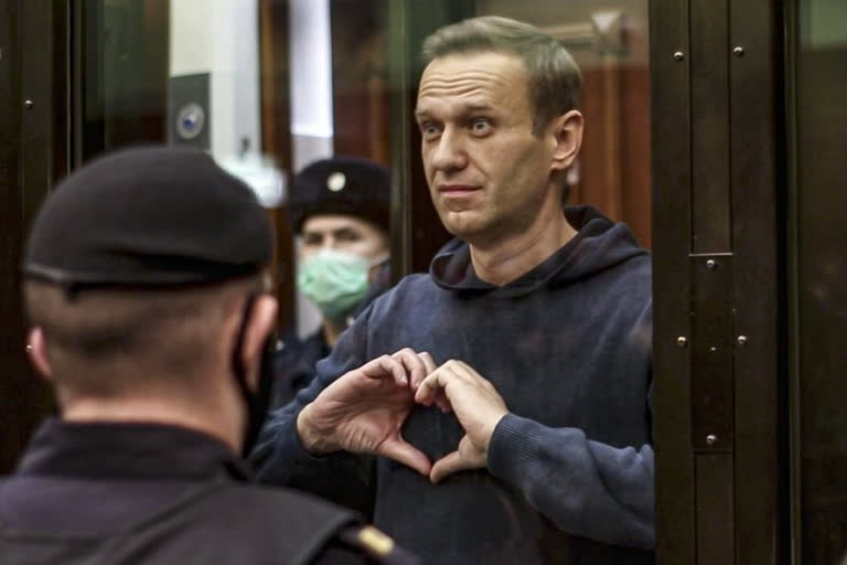 Moscow court orders Kremlin foe Navalny to prison