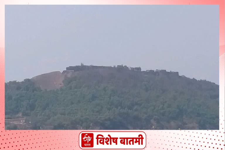 रायगडमधील 'या' गावाने अजुनही जपली आहे पोर्तुगाली संस्कृती अन् भाषा