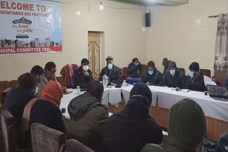 pulwama district development commissioner organized awami darbar