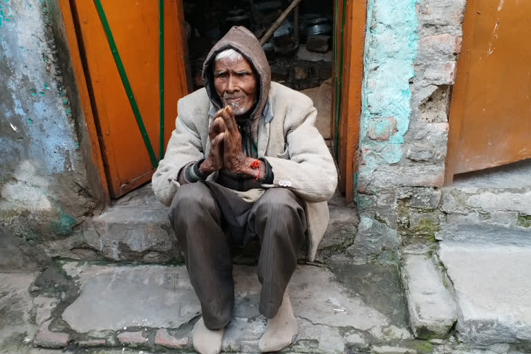 Uttarakhand: Depressed centenarian attends his own funeral