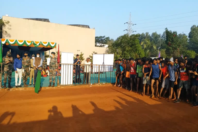 DC MG Hiremat gave drive to Army recruitment rally