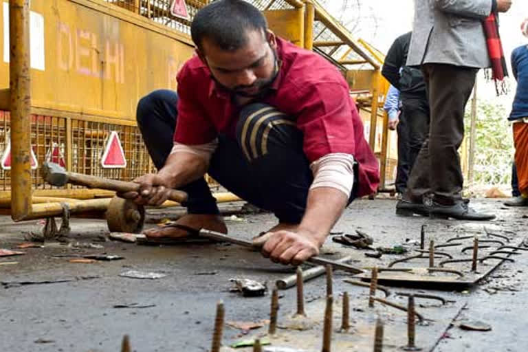 'Nails on Ghazipur road being repositioned': Cops on protesters' claim