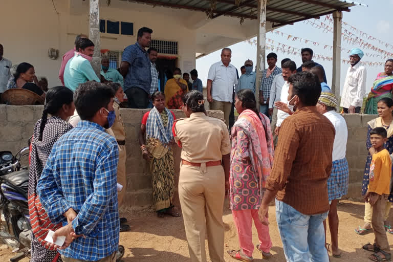 woman committed suicide in front of the Akkannapeta tehsildar's office in Siddipet district.