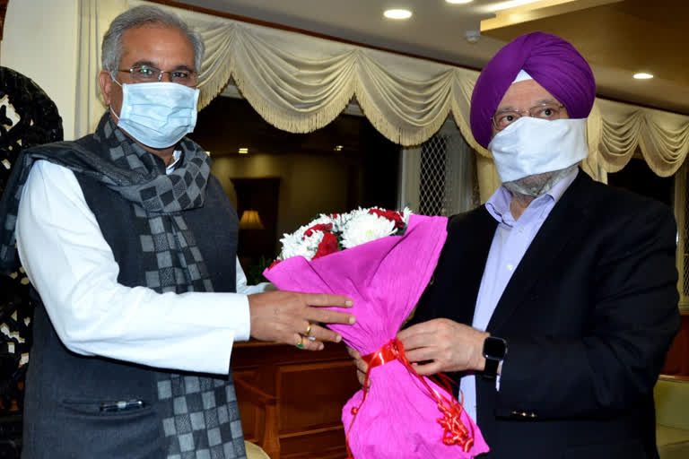 CM Bhupesh Baghel meets Union Aviation Minister Hardeep Singh Puri in Delhi