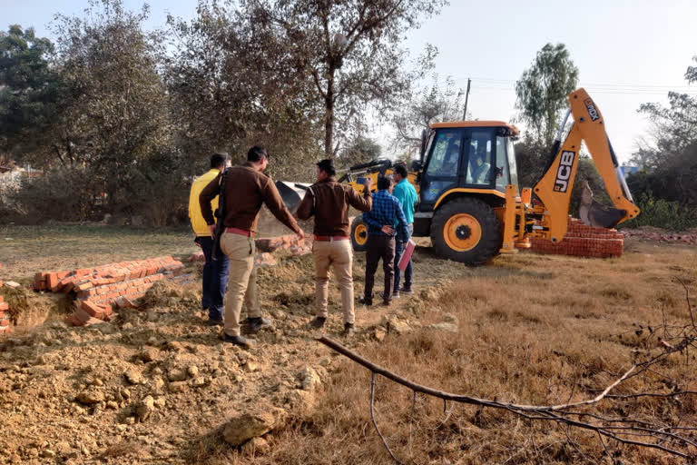 sarojini nagar tehsil administration freed land