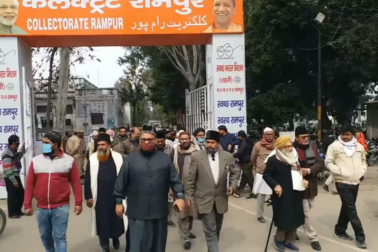 علما کے وفد کی ضلع مجسٹریٹ سے ملاقات