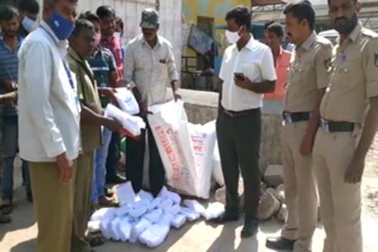 koppala city Municipal officials seized plastic bags