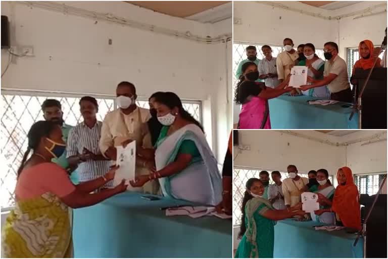 documents handed over the bases to the project beneficiaries  ലൈഫ് പദ്ധതി  ഗുണഭോക്താക്കള്‍ക്കുള്ള ആധാരങ്ങള്‍ കൈമാറി  മലപ്പുറം വാർത്ത  malappuram news  കേരള വാർത്ത  kerala news