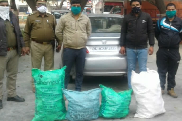 Three liquor smugglers arrested