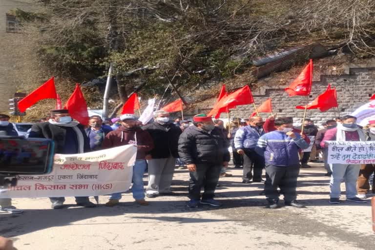 left-protests-in-support-of-farmer-protest-in-shimla