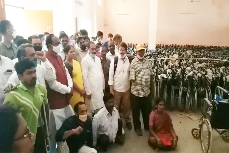 bjp obc cell national president laxman visit wheel chairs store in adikment