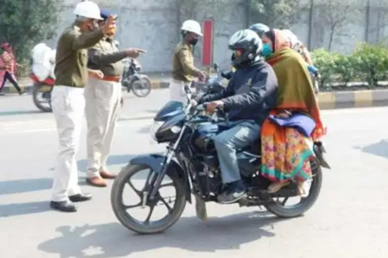 traffic police collects fine in jamshedpur