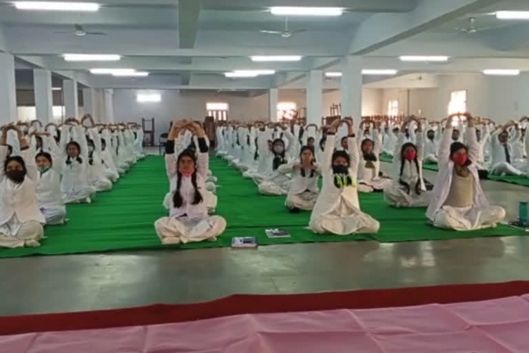 Yoga Training centres in Rohtas