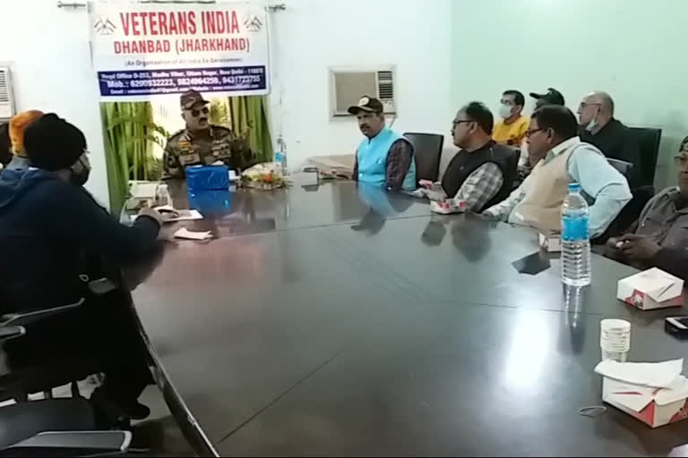 former soldiers demand reservation in JPSC in dhanbad