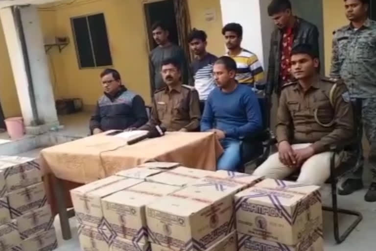 three criminals arrested with illegal spirits in hazaribag