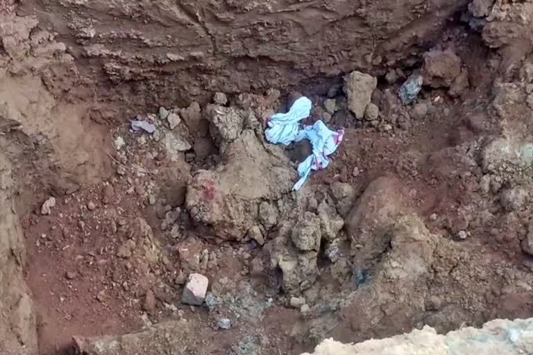 worker-dies-due-to-soil-collapse-in-korba