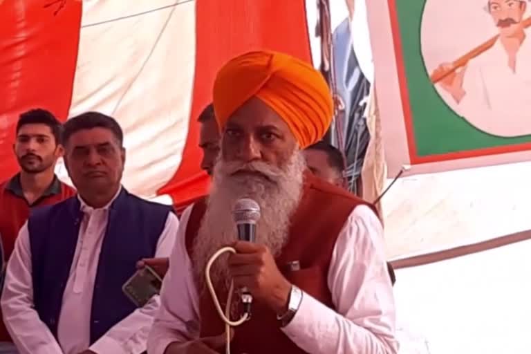 gurnam singh chadhuni reached the farmers protest in palwal