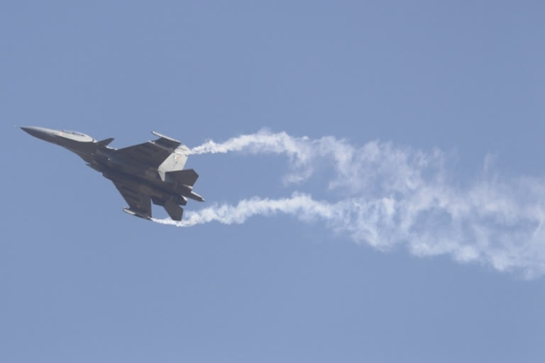 All Rafale jets to be inducted by April 2022  Rajnath on Rafale  All Rafale jets to be inducted by 2022  Rafale jets news  Defence Minister on Rafale  മുഴുവന്‍ റഫാല്‍ വിമാനങ്ങളും 2022 ഏപ്രിലോടെ വ്യോമസേനയുടെ ഭാഗമാകും  രാജ്‌നാഥ് സിങ്  പ്രതിരോധ മന്ത്രി രാജ്‌നാഥ് സിങ്  റഫാല്‍ യുദ്ധവിമാനങ്ങള്‍  റഫാല്‍ യുദ്ധവിമാനം വാര്‍ത്തകള്‍  രാജ്‌നാഥ് സിങ് വാര്‍ത്തകള്‍  IAF  IAF news