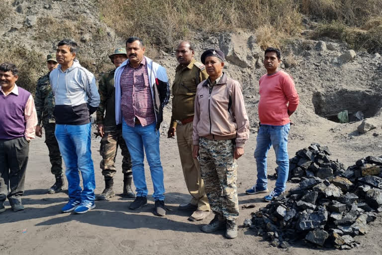 Operation clean sweep against coal smuggling in Giridih