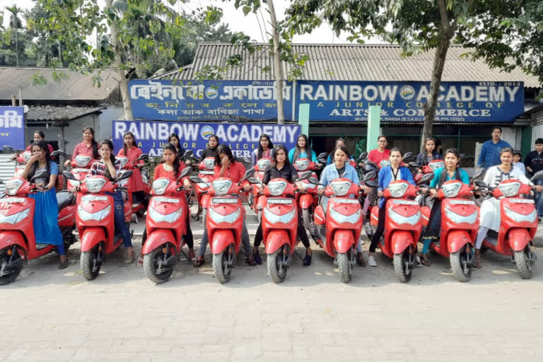 mushalpur rainbow accademy students got scotty