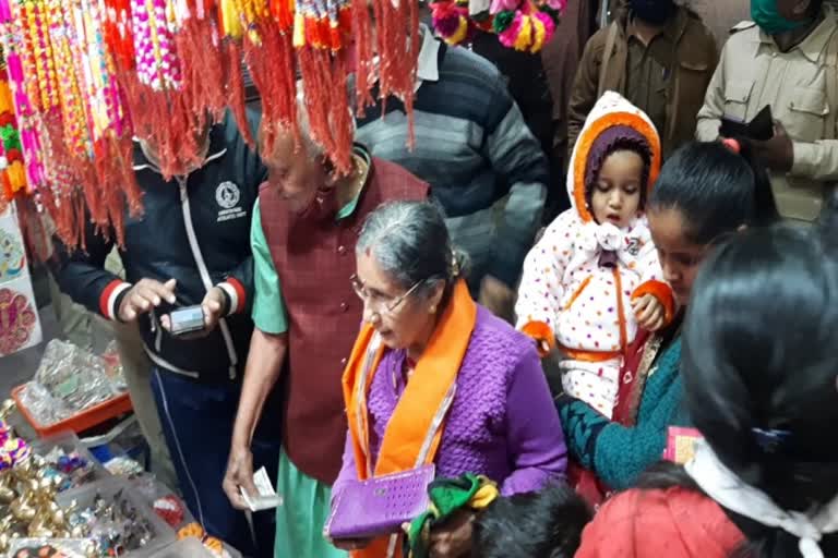 Jashodaben visited Nathdwara