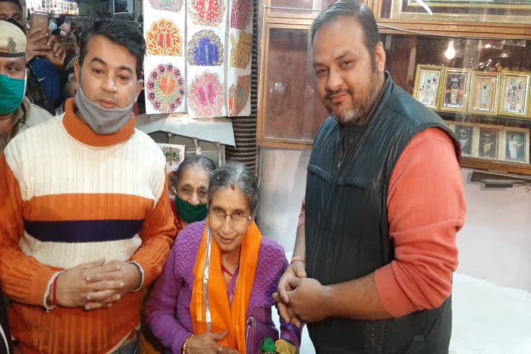 pm modi's wife jasodaben