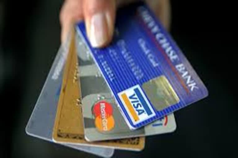 account-holder-was-cheated-of-nearly-one-lakh-by-shopping-online-without-credit-card