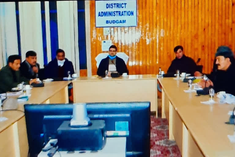 Budgam: PMGSY road review meeting