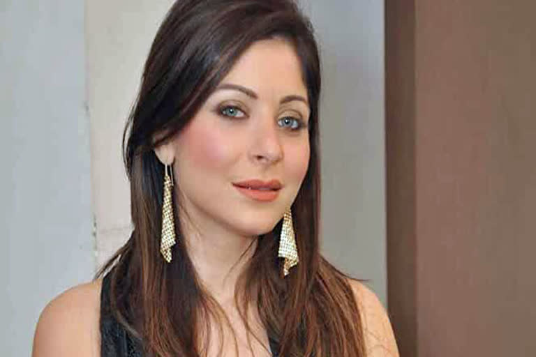 singer Kanika Kapoor