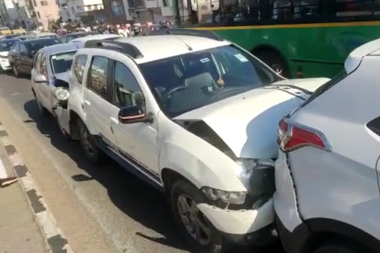 Vehicles Collision in Jaipur, Cars Collision in Jaipur