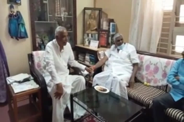 h d revanna met kagodu timmappa at sagara