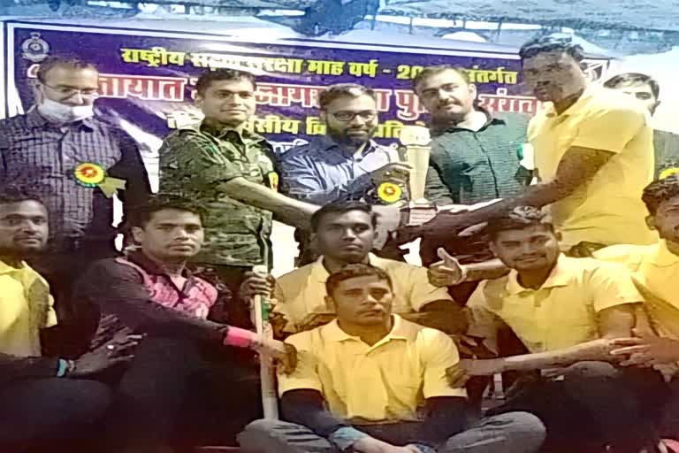 Cricket competition organized in Gariaband